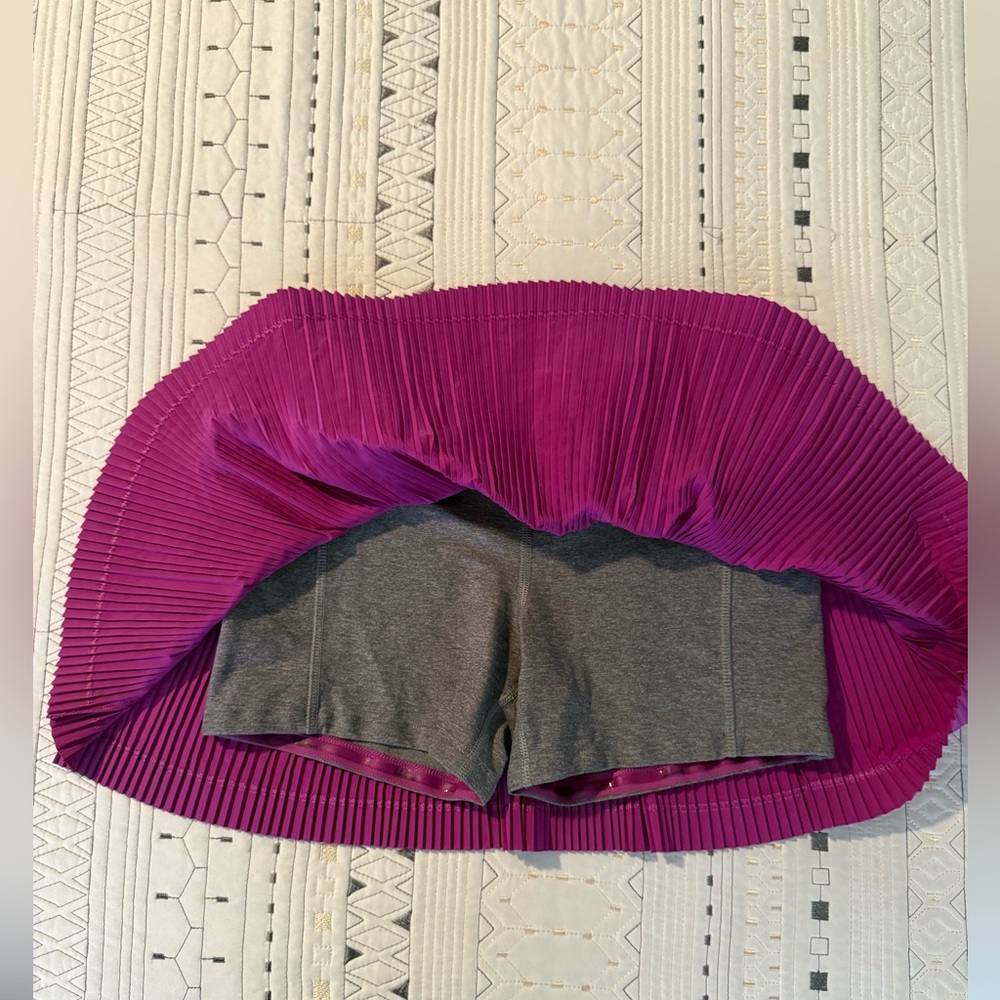 Lululemon athletica Pleat To Street Skirt III Ultra Violet size 4 - Picture 3 of 6